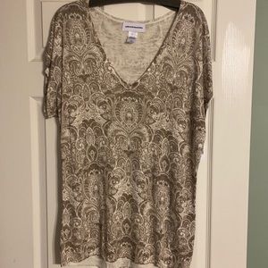 Women’s large Alfred Dunner short sleeve lightweight embellished sweater